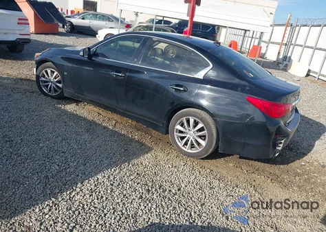 2015 Infiniti Q50 Premium/Sport z USA, uszkodzony, nr VIN JN1BV7AP5FM335838